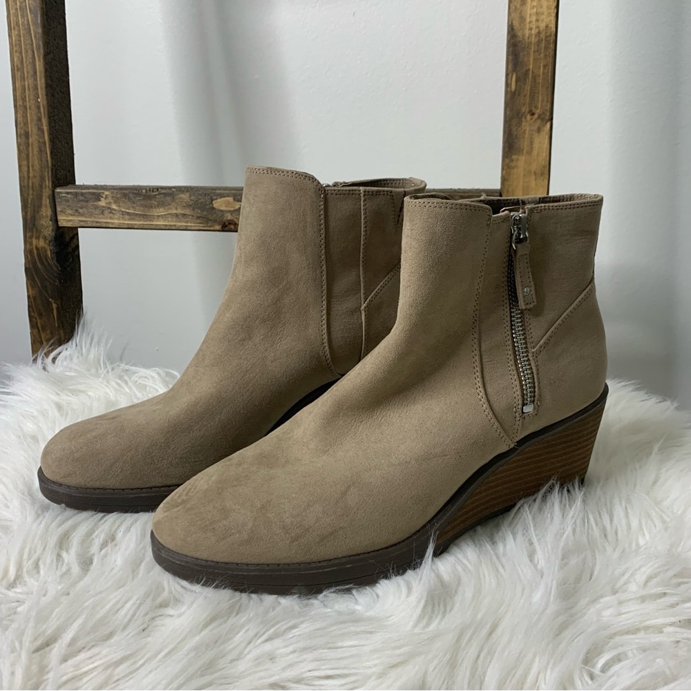 Dr. Scholl’s Chloe Wedge Bootie